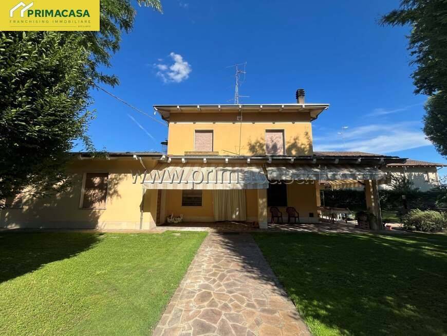 casa indipendente in vendita a Novellara