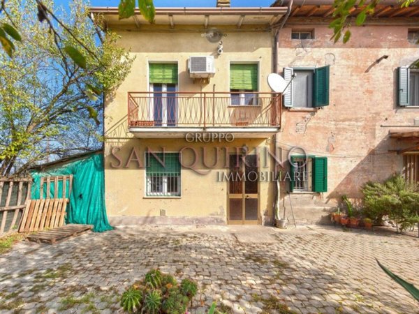 casa indipendente in vendita a Novellara