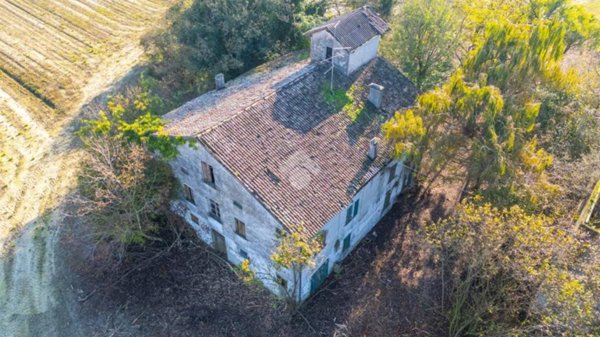 casa indipendente in vendita a Novellara