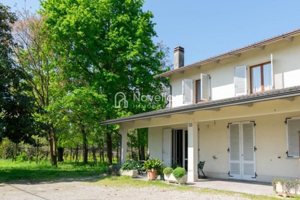 casa indipendente in vendita a Novellara