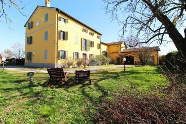 casa indipendente in vendita a Novellara