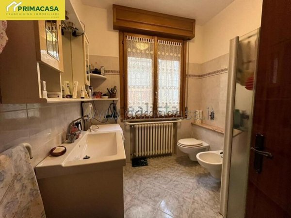 casa indipendente in vendita a Novellara
