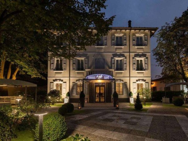 villa in vendita a Novellara