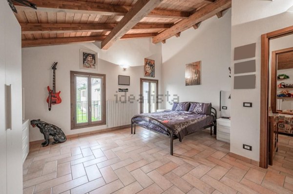 casa indipendente in vendita a Novellara