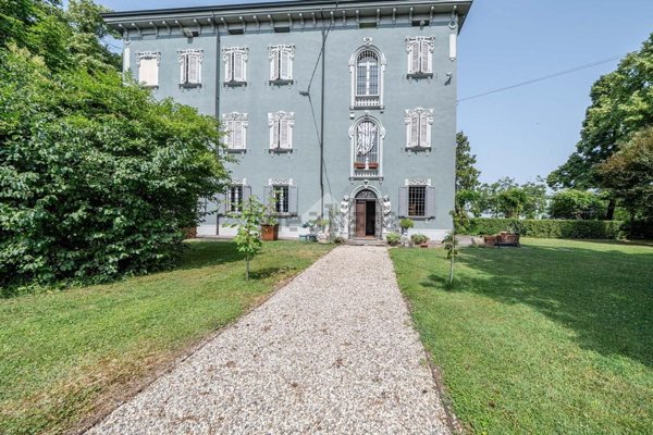 casa indipendente in vendita a Novellara