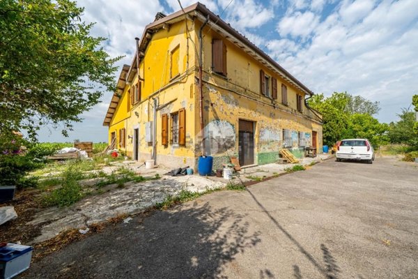 casa indipendente in vendita a Novellara
