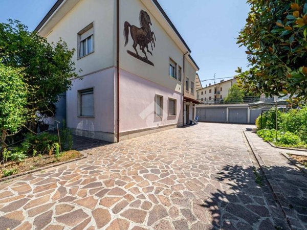 appartamento in vendita a Novellara