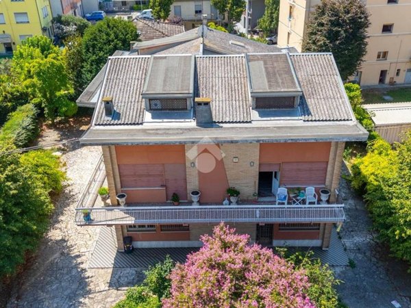 casa indipendente in vendita a Novellara