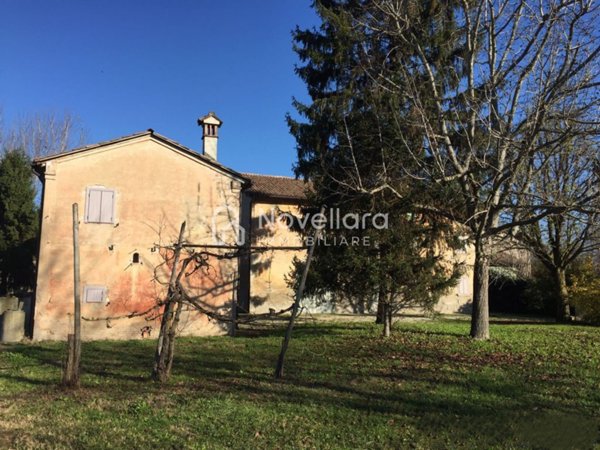 casa indipendente in vendita a Novellara