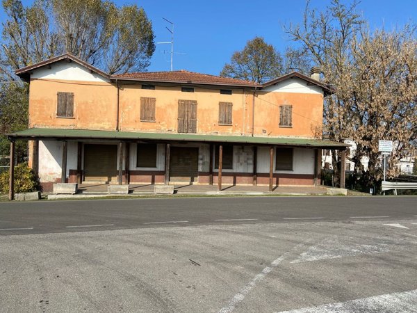 appartamento in vendita a Novellara in zona Carrobbio