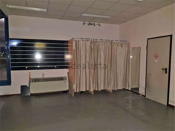 negozio in vendita a Novellara