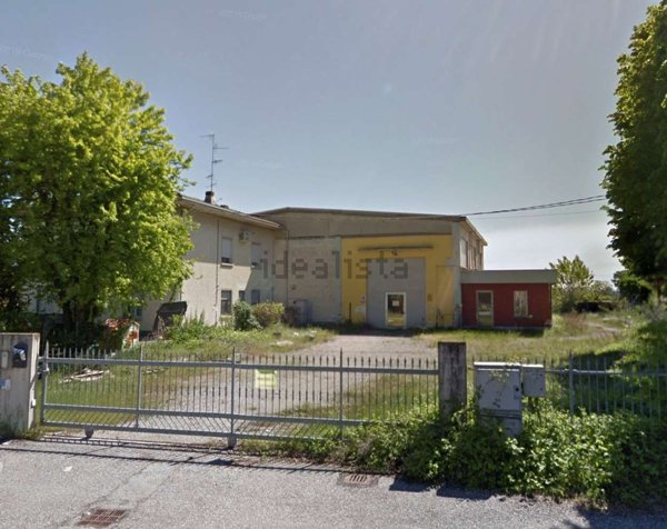 capannone in vendita a Novellara