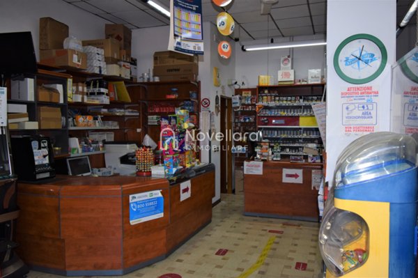 negozio in vendita a Novellara