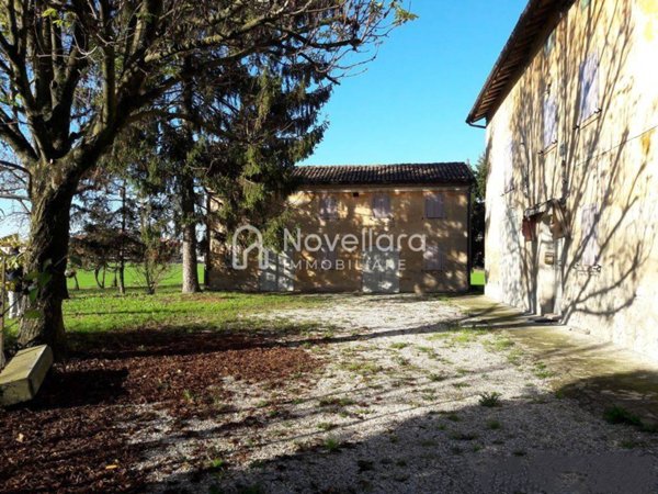 casa indipendente in vendita a Novellara