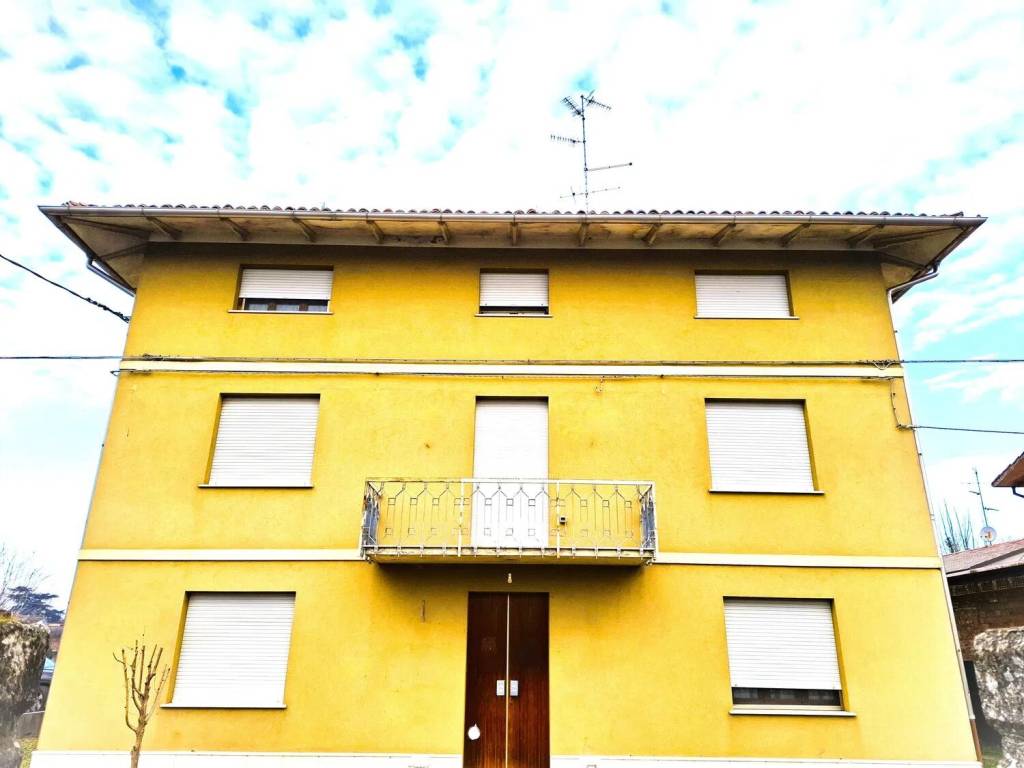 casa indipendente in vendita a Novellara