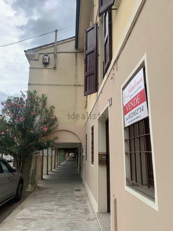 casa indipendente in vendita a Novellara in zona Mulino di Sotto