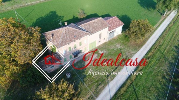 casa indipendente in vendita a Novellara