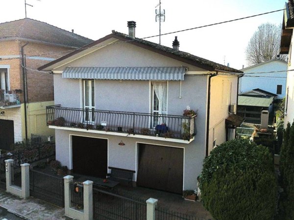 casa indipendente in vendita a Novellara
