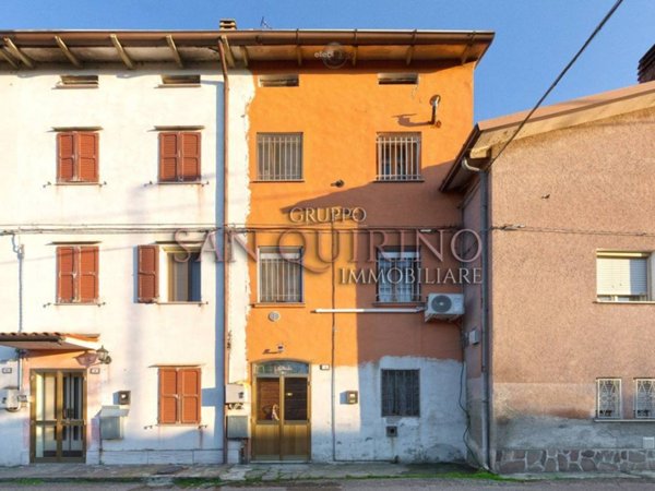 casa indipendente in vendita a Novellara