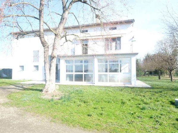 casa indipendente in vendita a Novellara