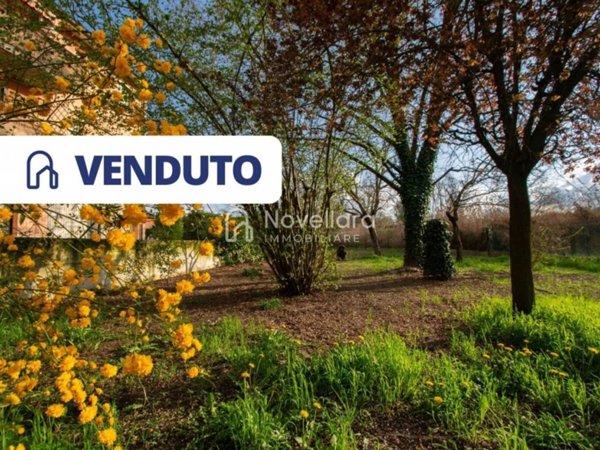 casa indipendente in vendita a Novellara