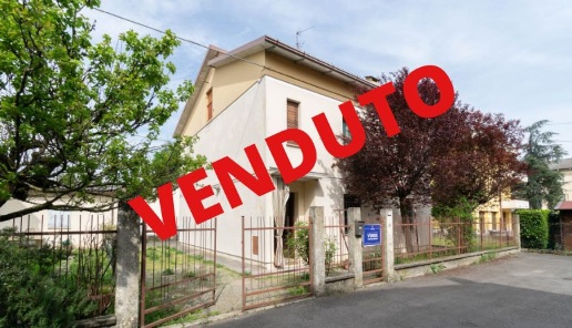 casa indipendente in vendita a Novellara