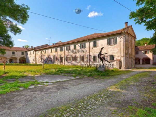 villa in vendita a Novellara