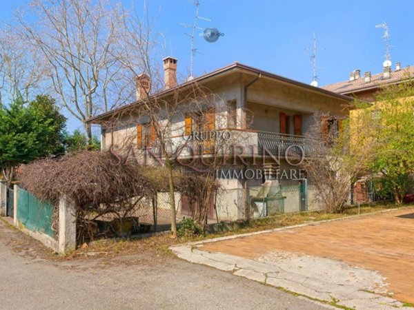 casa indipendente in vendita a Novellara in zona Mulino di Sotto