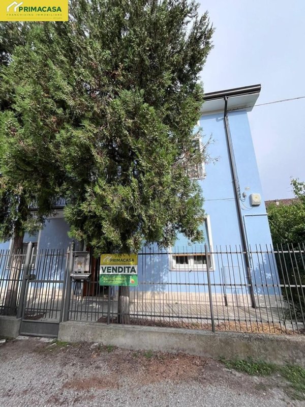 casa indipendente in vendita a Novellara in zona Mulino di Sotto