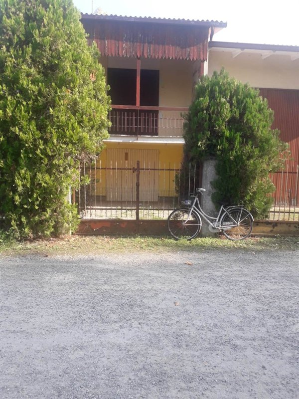 casa indipendente in vendita a Novellara in zona Mulino di Sotto