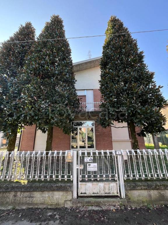 casa indipendente in vendita a Novellara in zona Mulino di Sotto