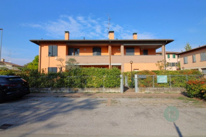 appartamento in vendita a Novellara in zona San Giovanni della Fossa