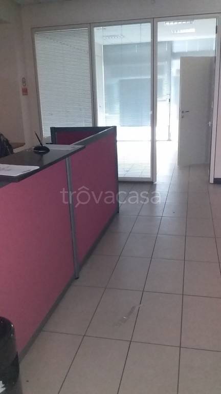 negozio in vendita a Poviglio
