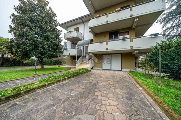 casa indipendente in vendita a Poviglio