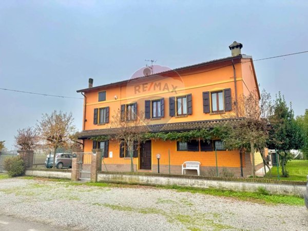 casa indipendente in vendita a Poviglio