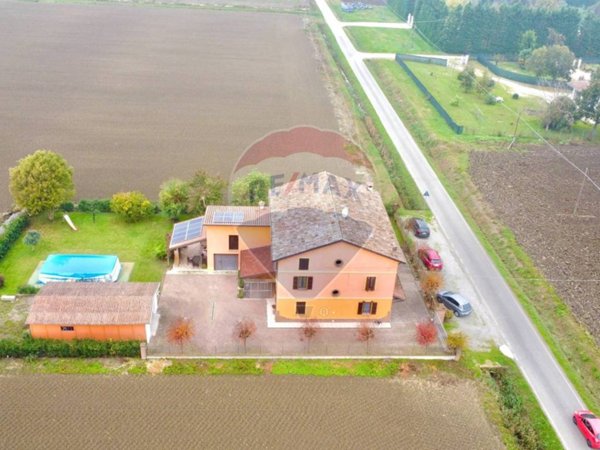 casa indipendente in vendita a Poviglio