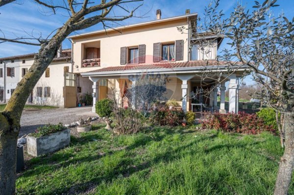 casa indipendente in vendita a Poviglio