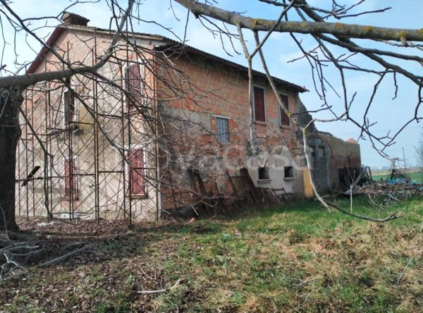 casa indipendente in vendita a Poviglio