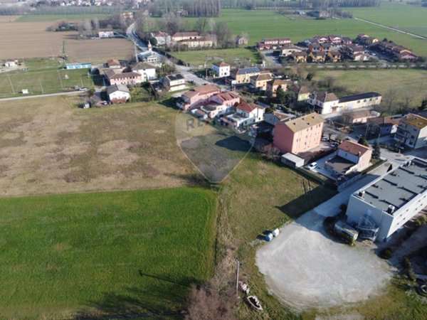 casa indipendente in vendita a Poviglio in zona San Sisto