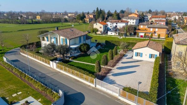 casa indipendente in vendita a Poviglio