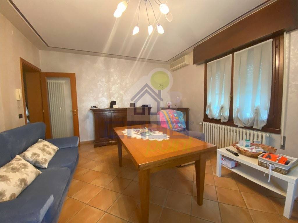 casa indipendente in vendita a Poviglio