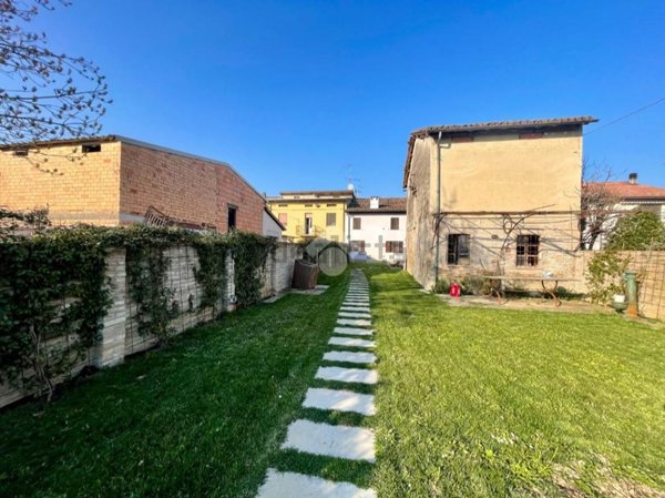 casa indipendente in vendita a Poviglio