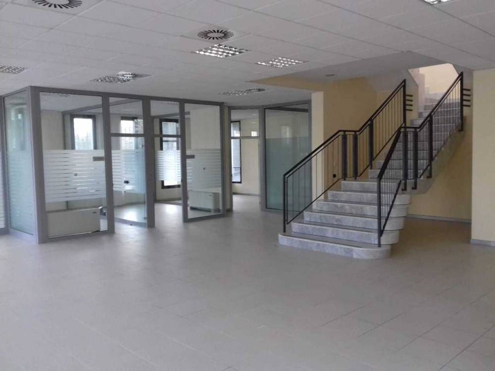ufficio in vendita a Poviglio