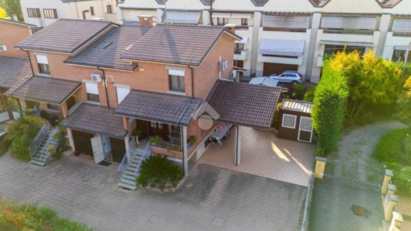 casa indipendente in vendita a Poviglio