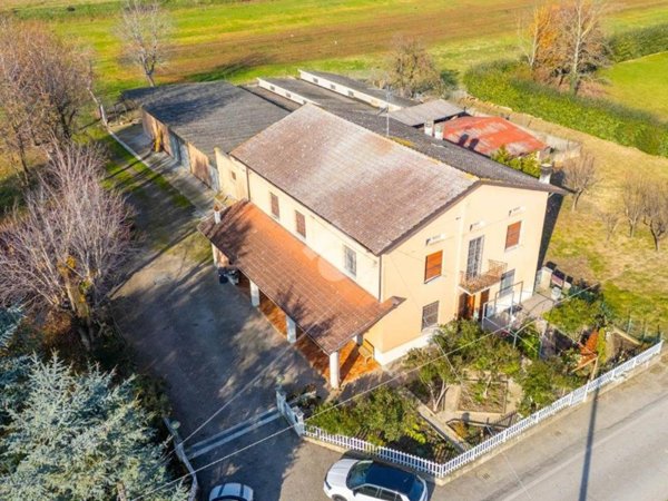 casa indipendente in vendita a Poviglio