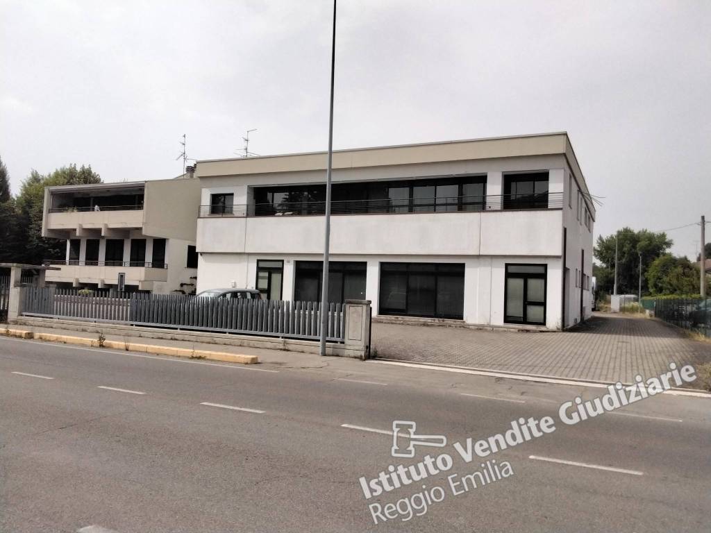 capannone in vendita a Poviglio