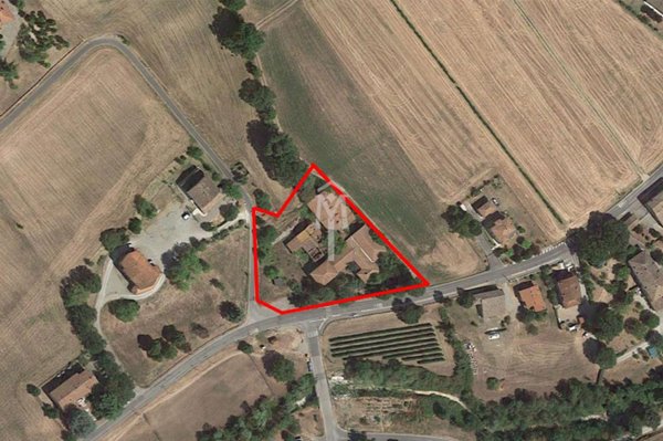terreno edificabile in vendita a Quattro Castella in zona Salvarano