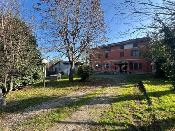 casa indipendente in vendita a Quattro Castella in zona Puianello