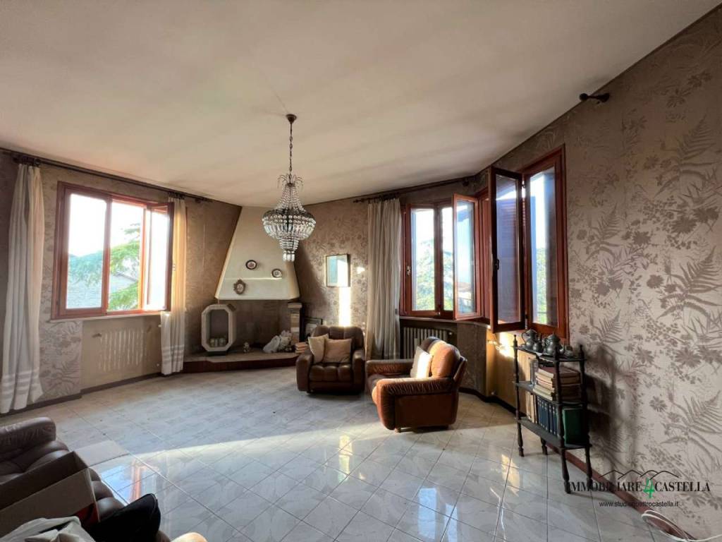casa indipendente in vendita a Quattro Castella