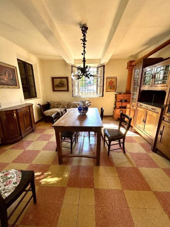 casa indipendente in vendita a Quattro Castella in zona Roncolo